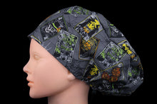 Load image into Gallery viewer, Spooky Gothic Gray Tarots Euro Scrub Cap - Loving Mystic Mantis