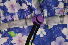 Load image into Gallery viewer, Blue Flowers Bouffant - Loving Mystic Mantis