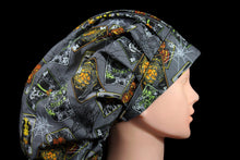 Load image into Gallery viewer, Gray Spooky Tarots Large Bouffant - Loving Mystic Mantis