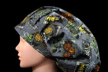 Load image into Gallery viewer, Gray Spooky Tarots Large Bouffant - Loving Mystic Mantis